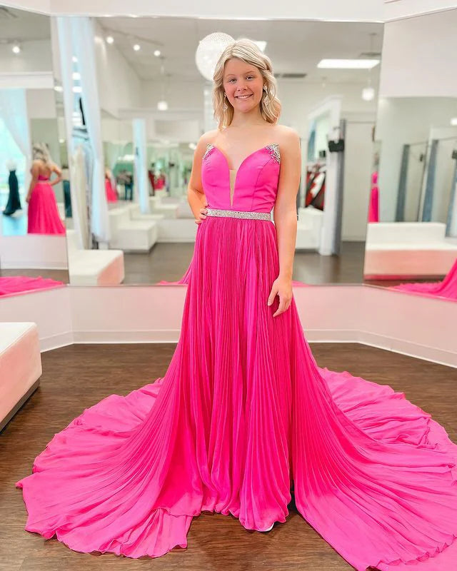 Vestido de noche de gasa con escote en A, espalda descubierta, largo, con corpiño de cuentas y abertura lateral