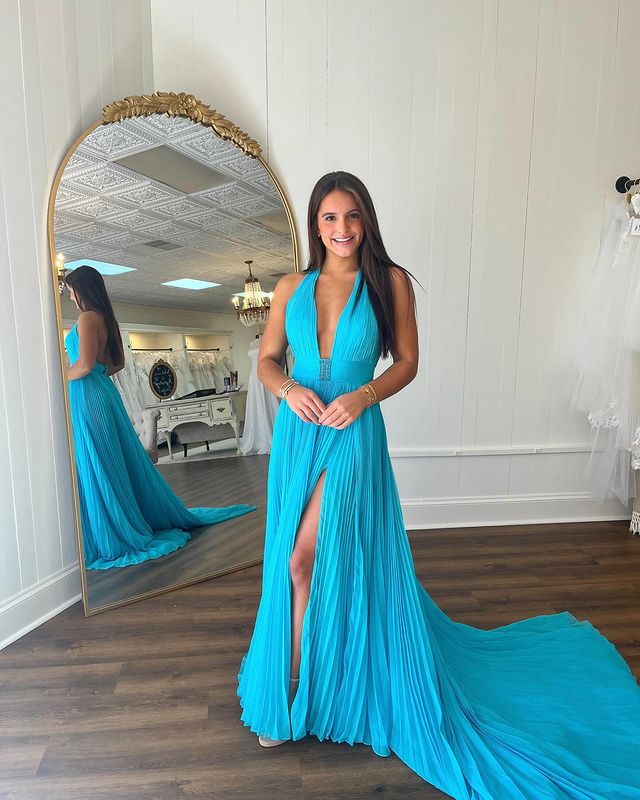 Vestido largo de noche de graduación sin espalda con cuello halter, cuentas de gasa y diamantes de imitación