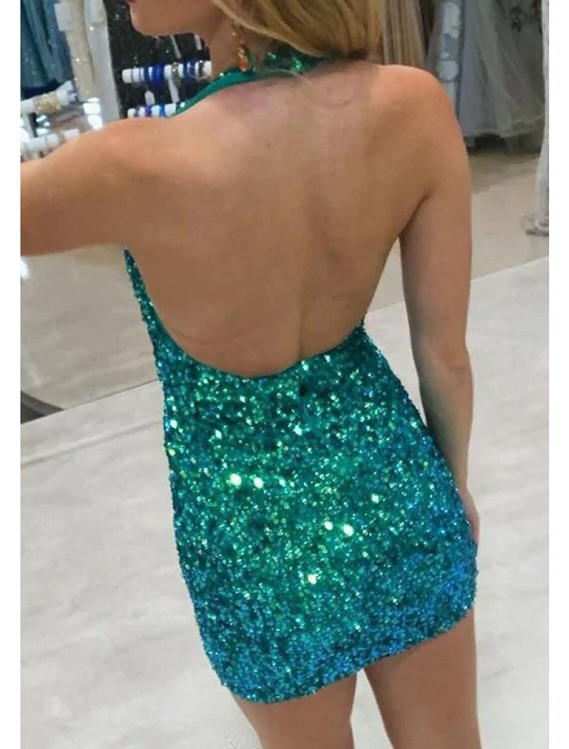 Vestidos de fiesta de sirena/trompeta, vestido sexy para cóctel, corto/mini, sin mangas, cuello en V, con lentejuelas y espalda descubierta.