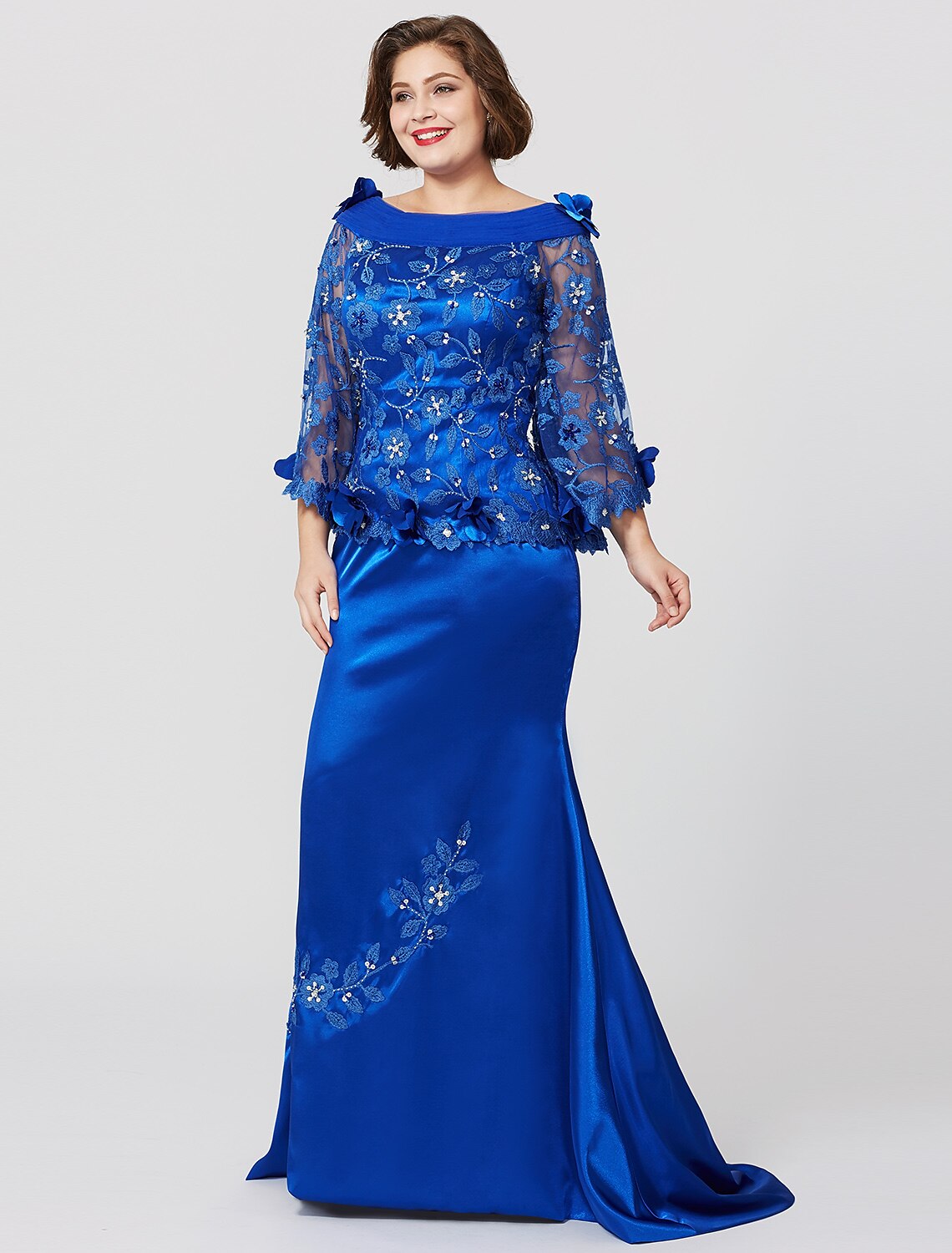 Suknia dla matki panny młodej w kroju syreny / trąbki, formalna, plus size, elegancka, dekolt w łódkę, tren z rozcięciem / szczotką, koronka na szarmezie, długi rękaw, bez plis, falbanki