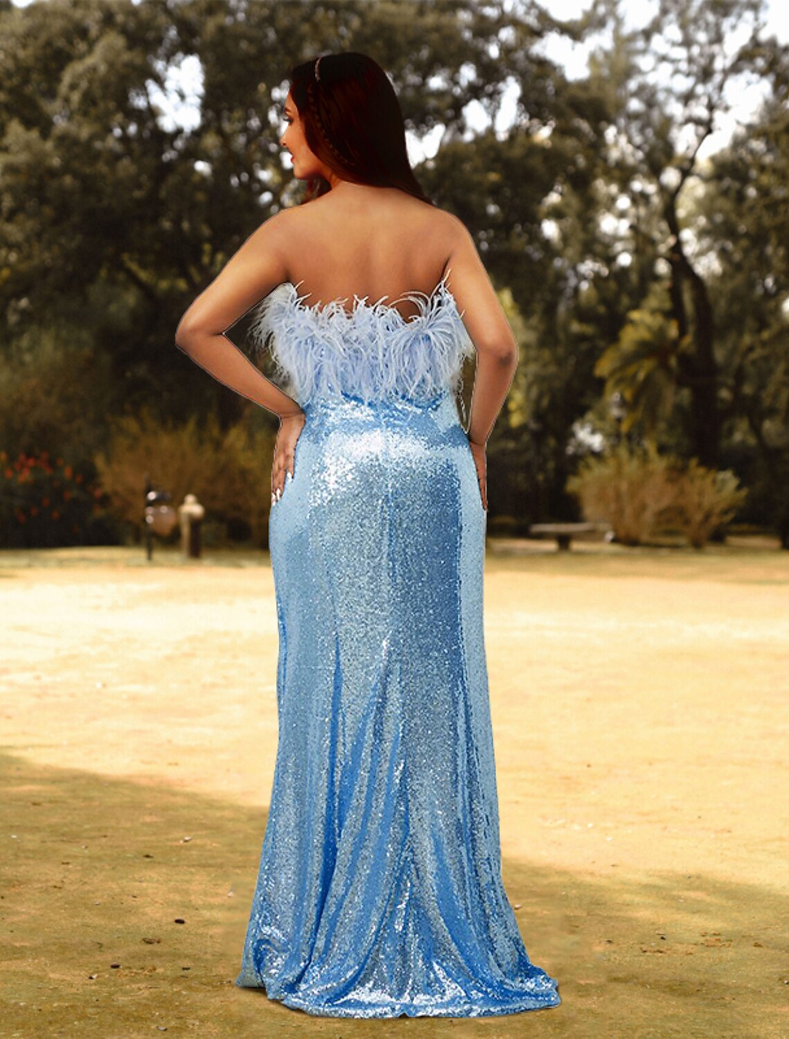 Vestidos de fiesta de corte tubo/columna, talla grande, para invitada de boda, con cola larga, sin mangas, sin tirantes, con lentejuelas y abertura con plumas.