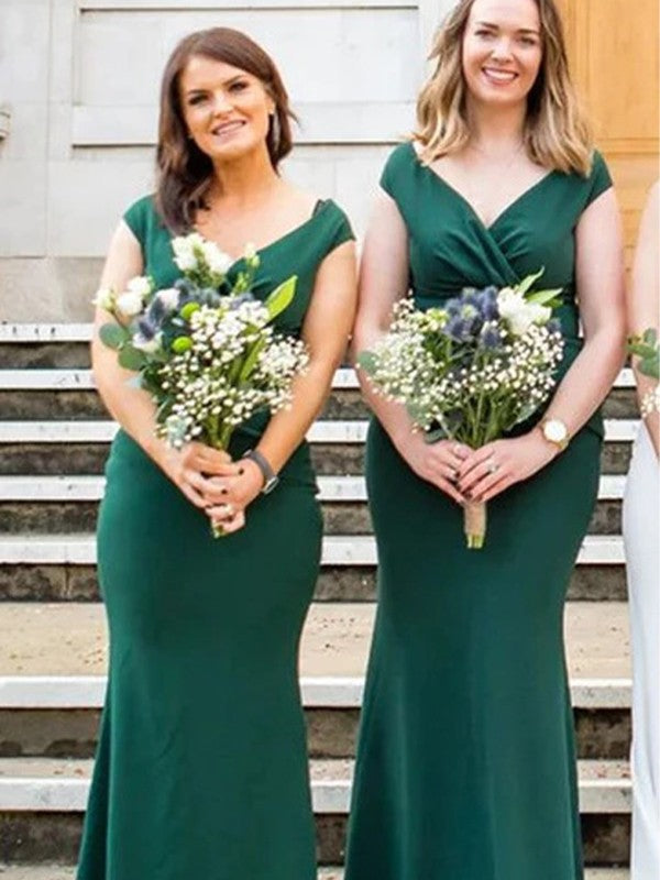 Vestidos de dama de honor de corte tubo/columna de gasa fruncida, escote en V, sin mangas y hasta el suelo