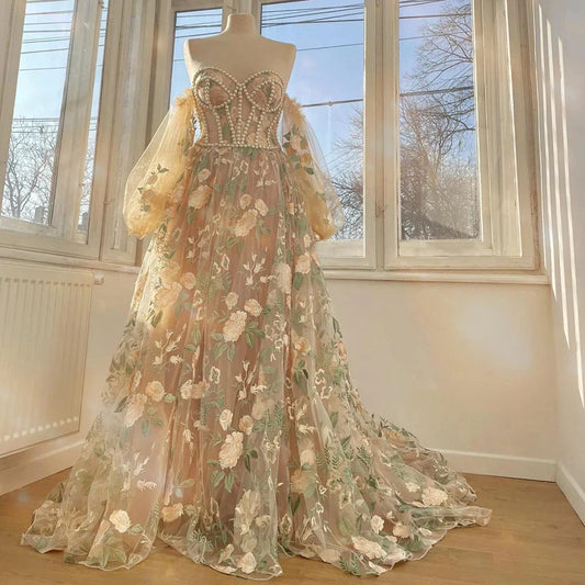 Vestidos de fiesta de tul con mangas largas y corte A con apliques y perlas