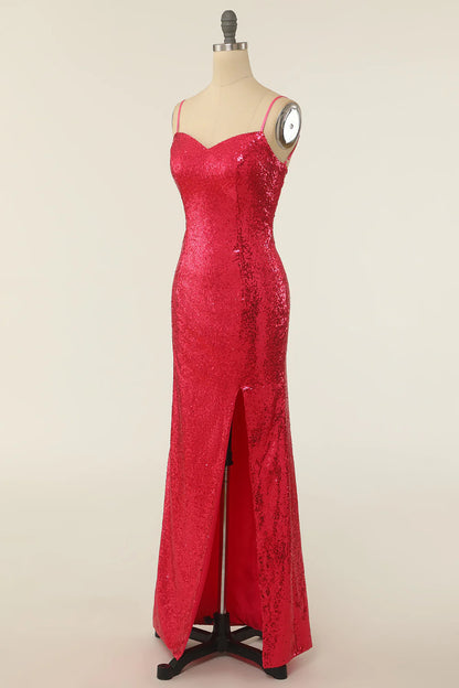 Vestido de fiesta con tirantes finos y lentejuelas fucsia