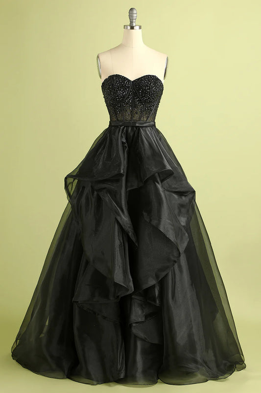 Vestido de noche negro sin tirantes 
