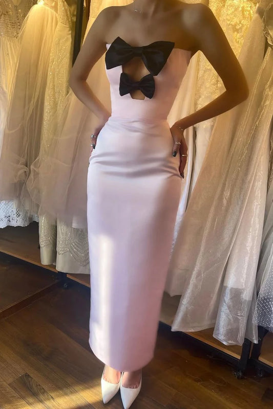 Vestido largo formal de fiesta Amzcw de satén plisado con lazos y sin tirantes en color rosa