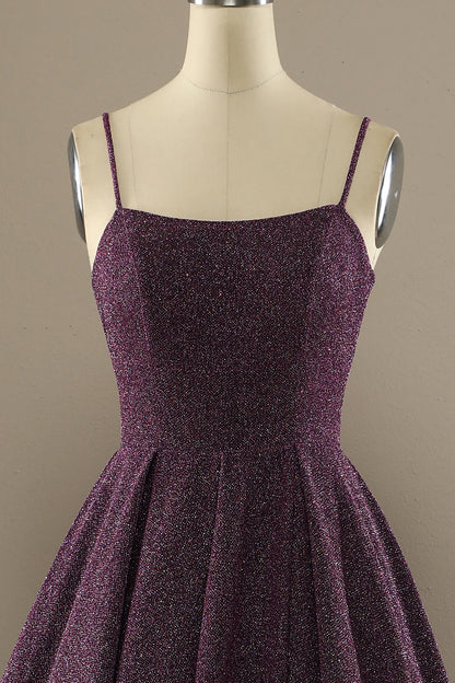 Encantador vestido de fiesta morado de corte A con abertura frontal