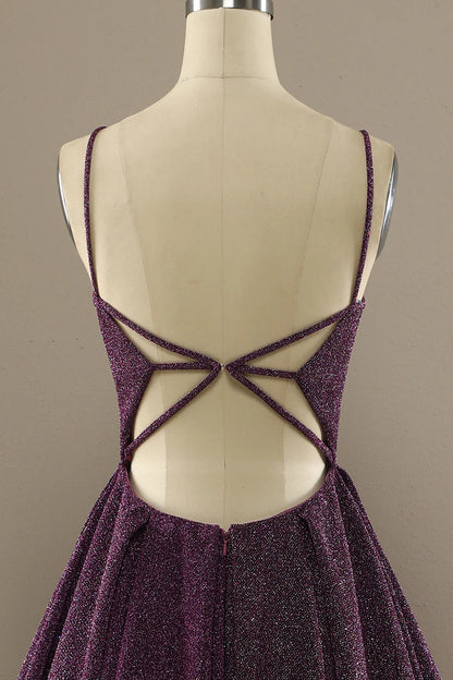 Encantador vestido de fiesta morado de corte A con abertura frontal