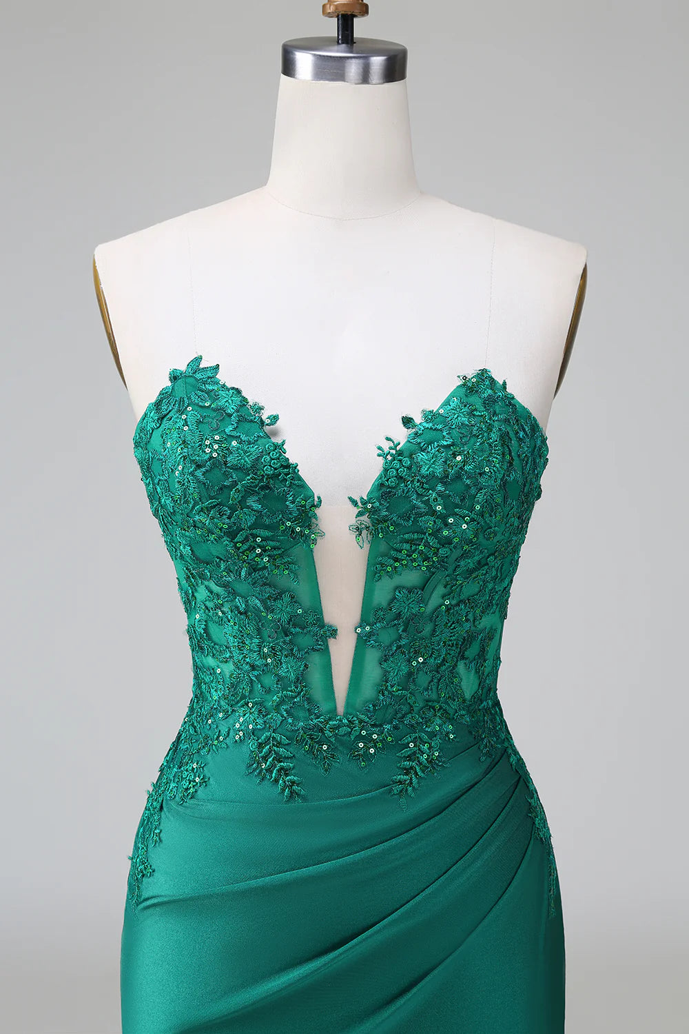 Amzcw Classy Dark Green Bodycon Strapless Pleated Short Homecoming Dress with Beading