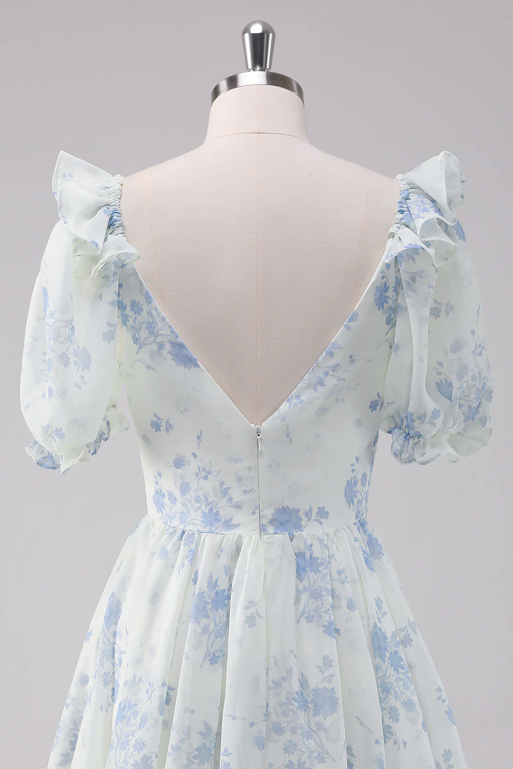 Amzcw Light Blue Floral Short Homecoming Dress with Short Sleeves