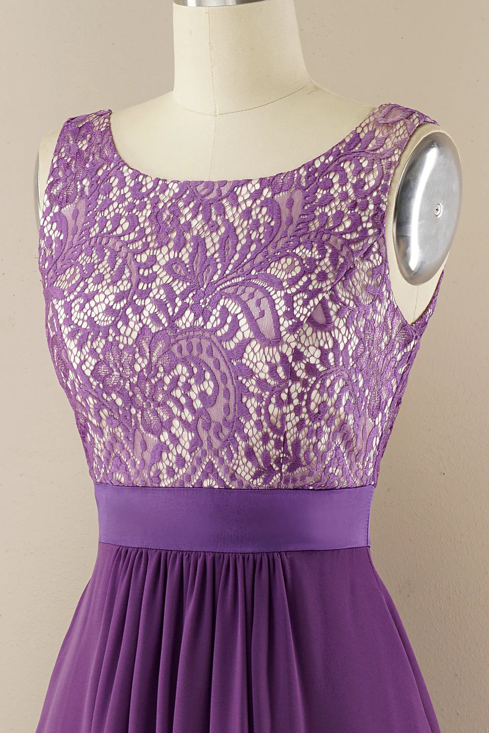 Vestido largo de fiesta de encaje 