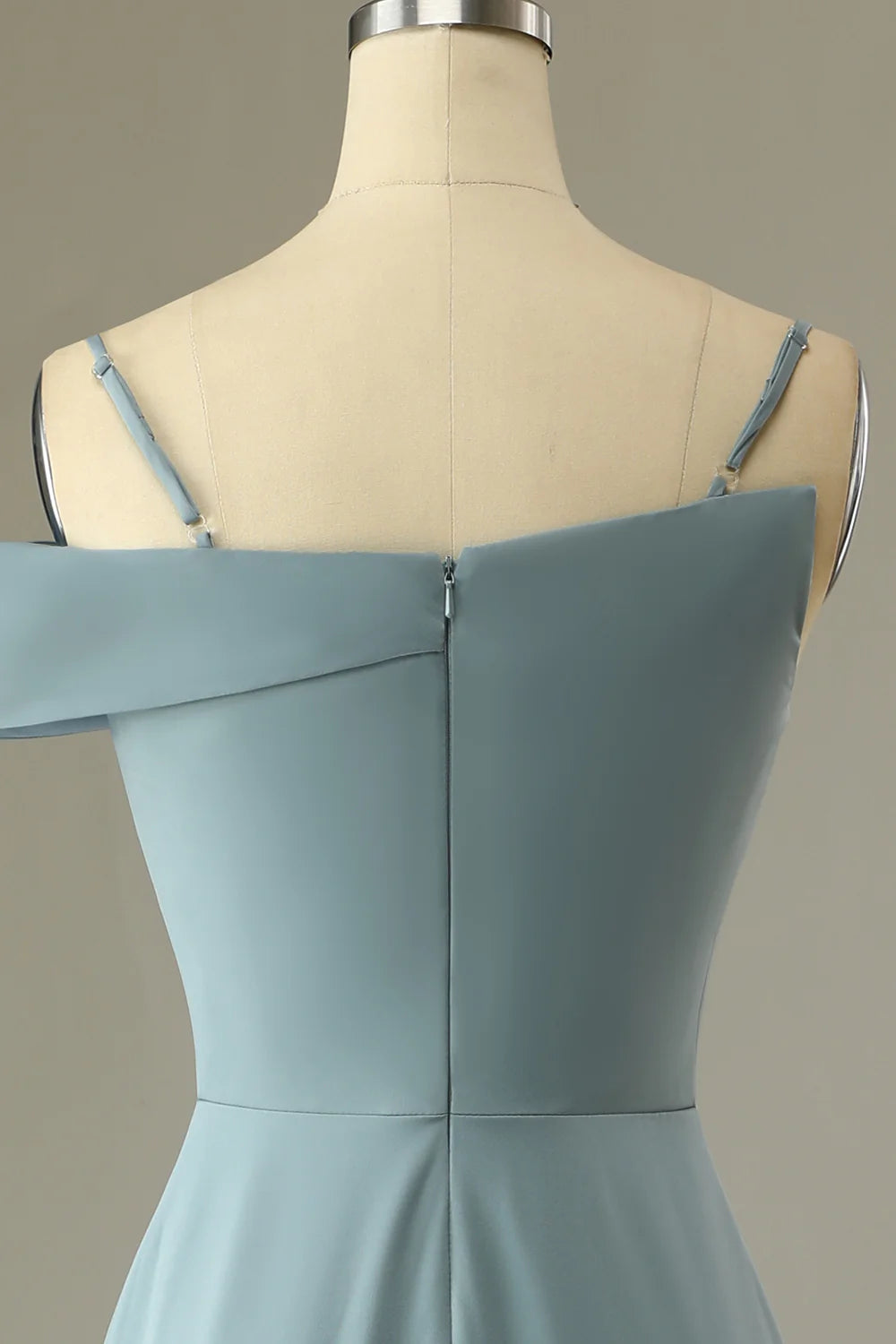 Vestido de fiesta sencillo de corte tubo azul