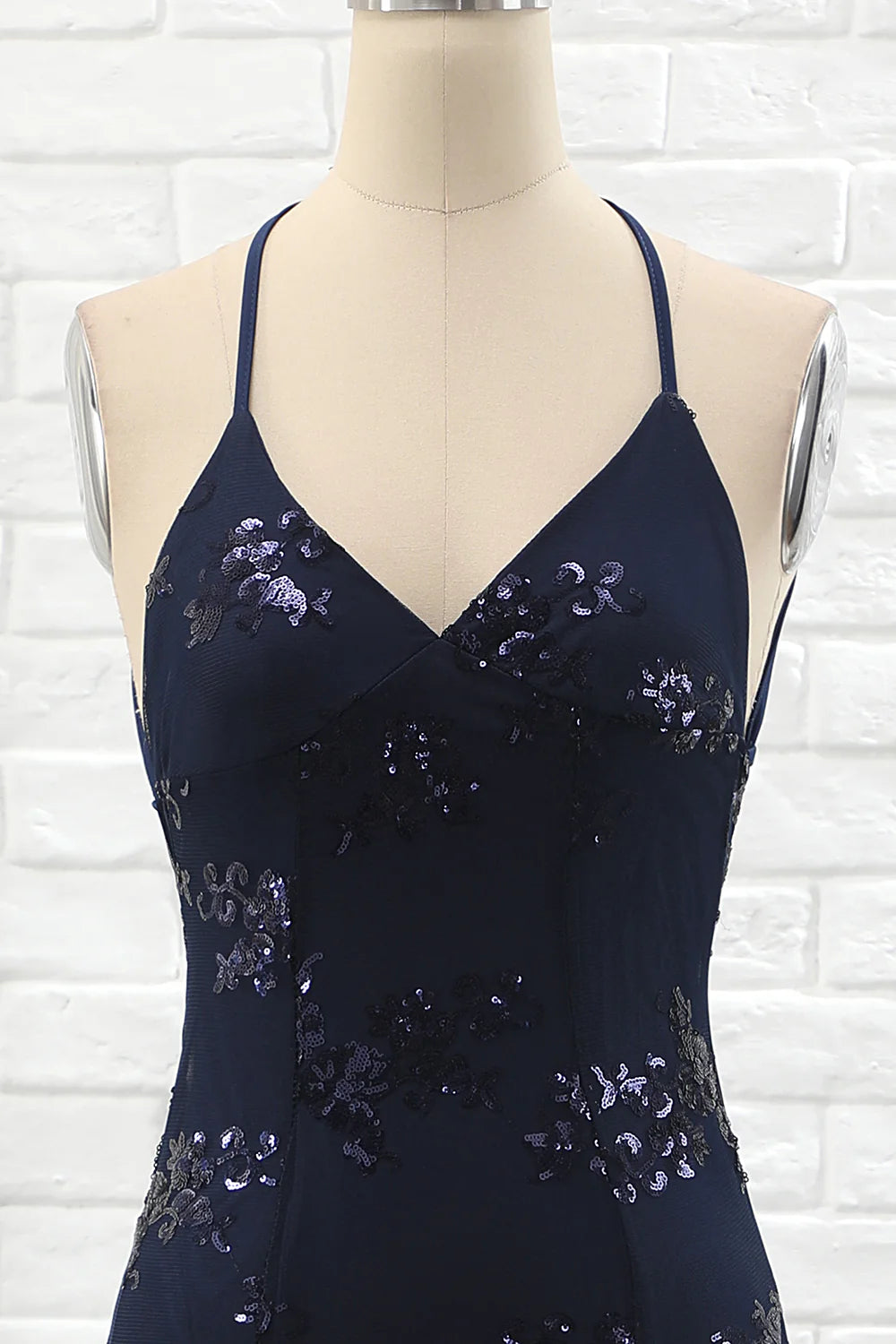 Vestido de fiesta de sirena con tirantes finos 