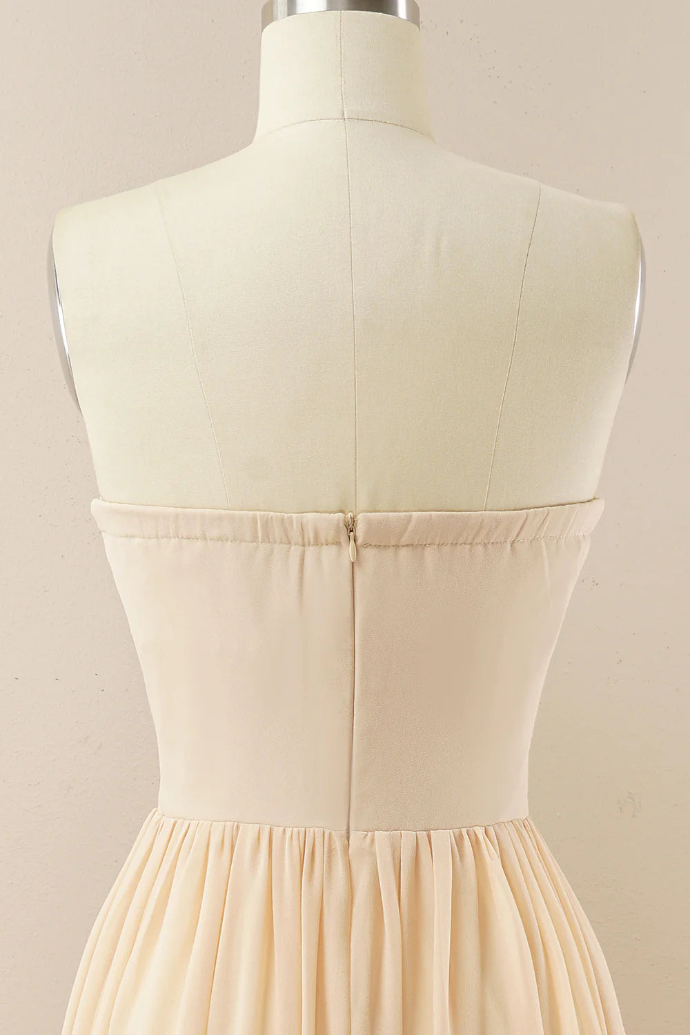 Vestido de fiesta de gasa con escote en forma de A y escote en forma de corazón color champán 