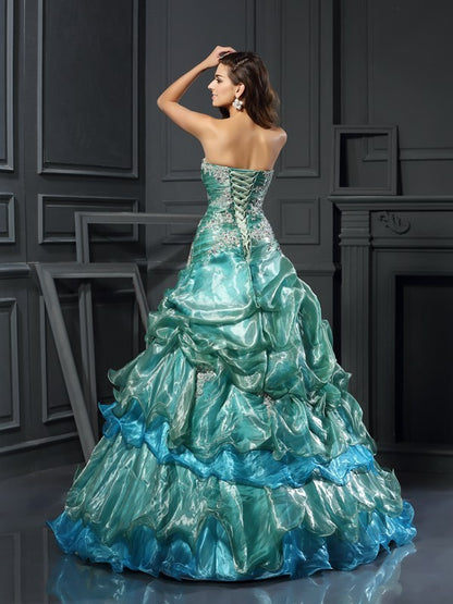 Vestidos de quinceañera largos de organza sin mangas con apliques de corazón y vestido de baile