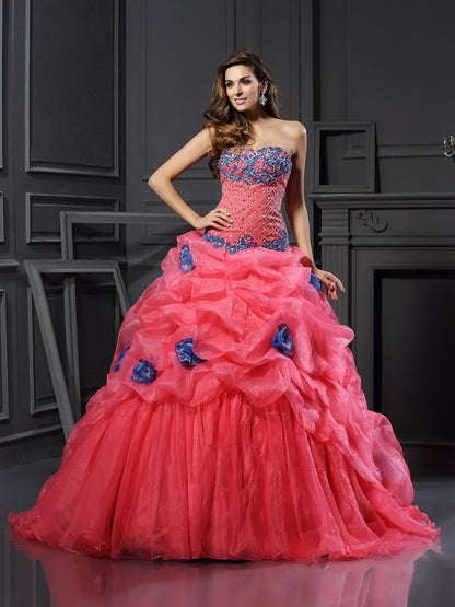 Vestidos de quinceañera largos de organza sin mangas con escote en forma de corazón y cuentas