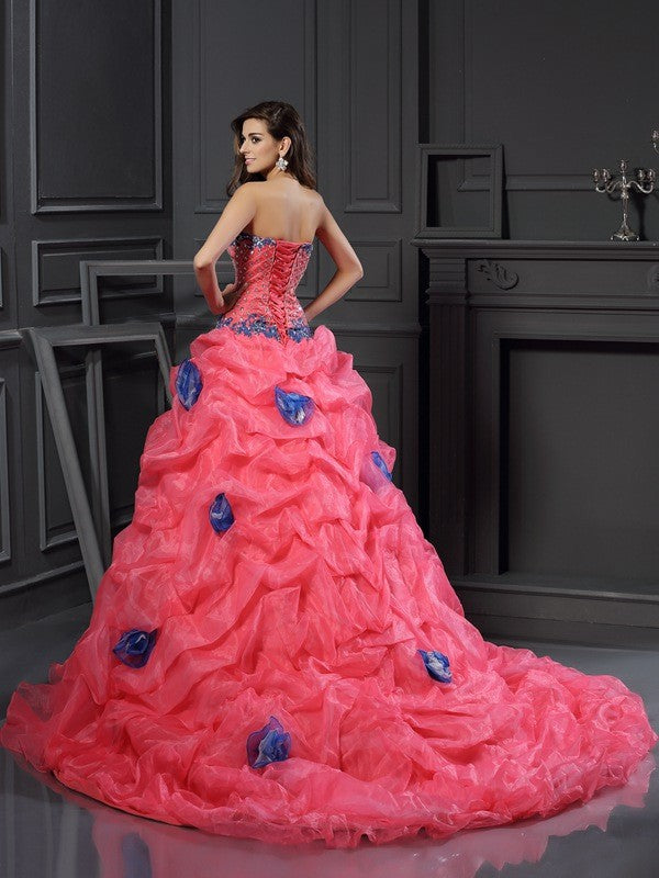 Vestidos de quinceañera largos de organza sin mangas con escote en forma de corazón y cuentas
