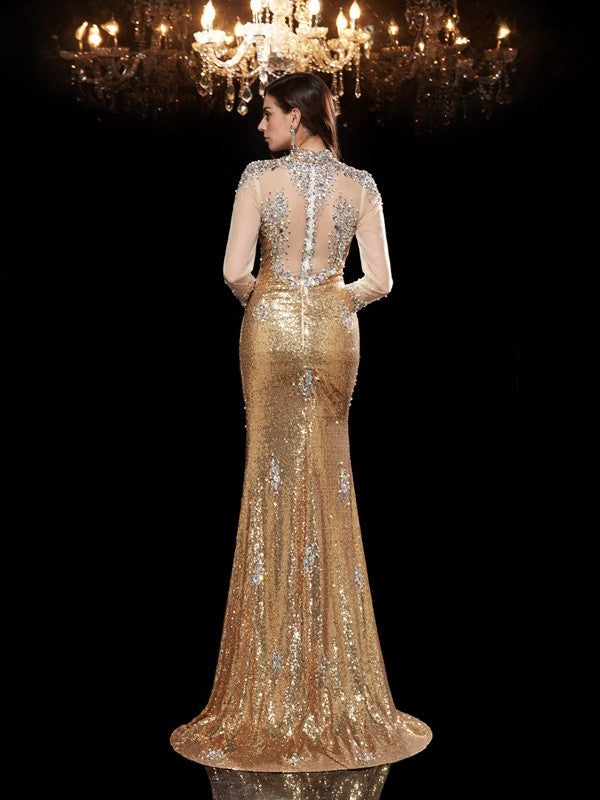 Vestidos largos de lentejuelas, mangas 3/4 y cuello alto con abalorios y corte trompeta/sirena