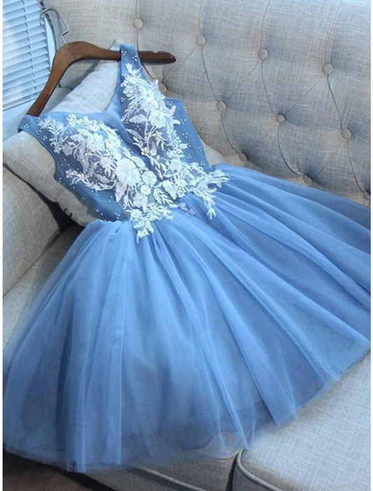 A-Line color block tulle homecoming dress with V-neck and appliques, short mini length.