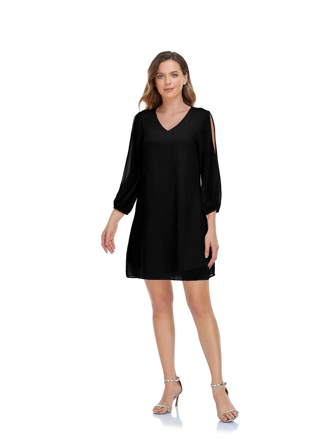 Detail of the pure color chiffon fabric and the A-Line silhouette of the dress.