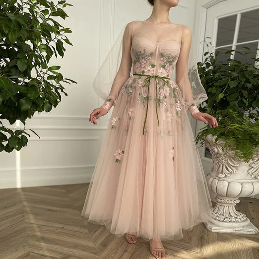 Vestidos de fiesta largos formales con corte en A, manga larga y bordado floral 