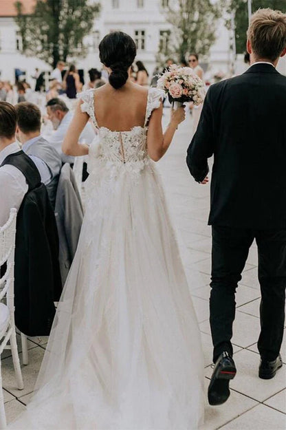 Vestidos de novia económicos de tul con escote en forma de corazón, mangas cortas y apliques 