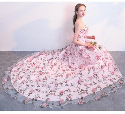 Vestidos de fiesta largos con estampado floral, corte en A, escote corazón, sin tirantes, cola larga y flores 