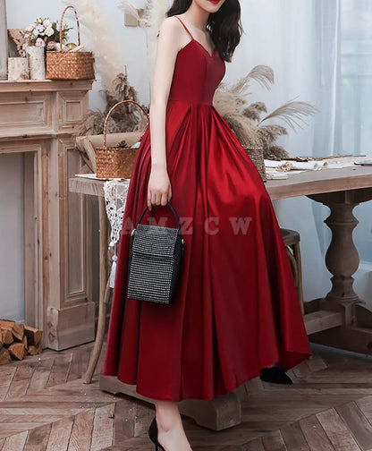 Vestido de fiesta de satén burdeos de corte A de Amzcw, vestido de dama de honor burdeos hasta la rodilla, vestido de fiesta en tienda 