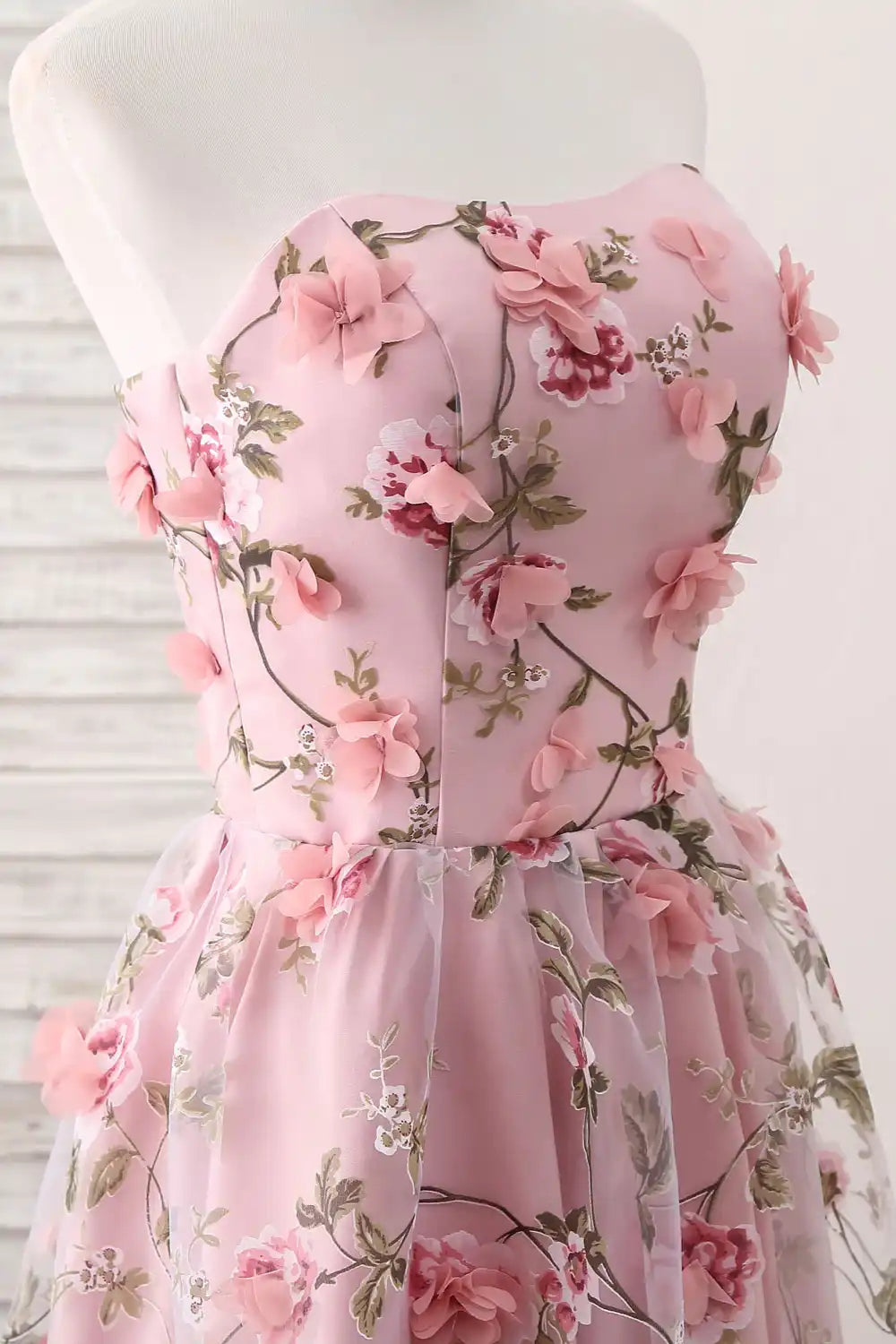 Vestidos de fiesta largos con estampado floral, corte en A, escote corazón, sin tirantes, cola larga y flores 