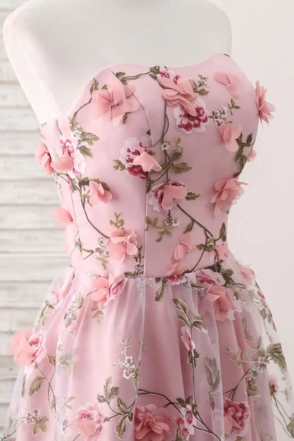 Vestidos de fiesta largos con estampado floral, corte en A, escote corazón, sin tirantes, cola larga y flores 