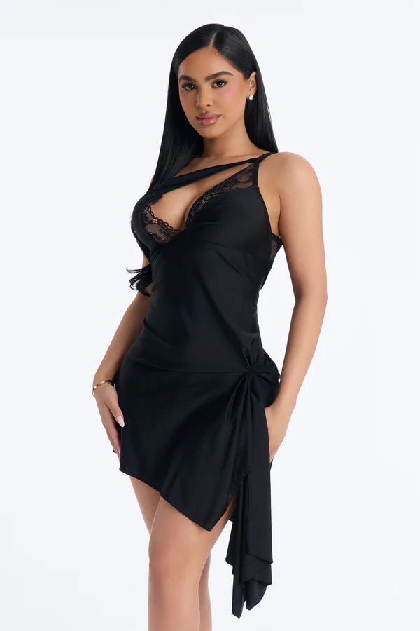 Alluring A-Line Lace Trim V-Neck Sleeveless Ruched Asymmetrical Black Mini Homecoming Dress Women's