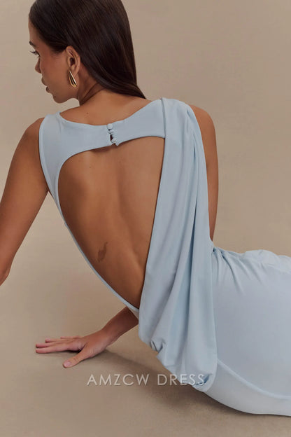 Elegante vestido largo asimétrico fruncido con espalda abierta y detalle drapeado de Amzcw: una opción audaz para eventos de moda. 
