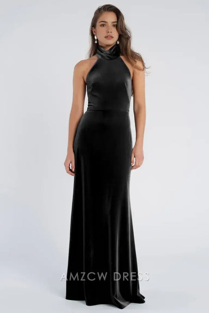 Vestido largo elegante de terciopelo negro con cuello halter de Amzcw: vestidos de noche elegantes y elegantes para mujer. 