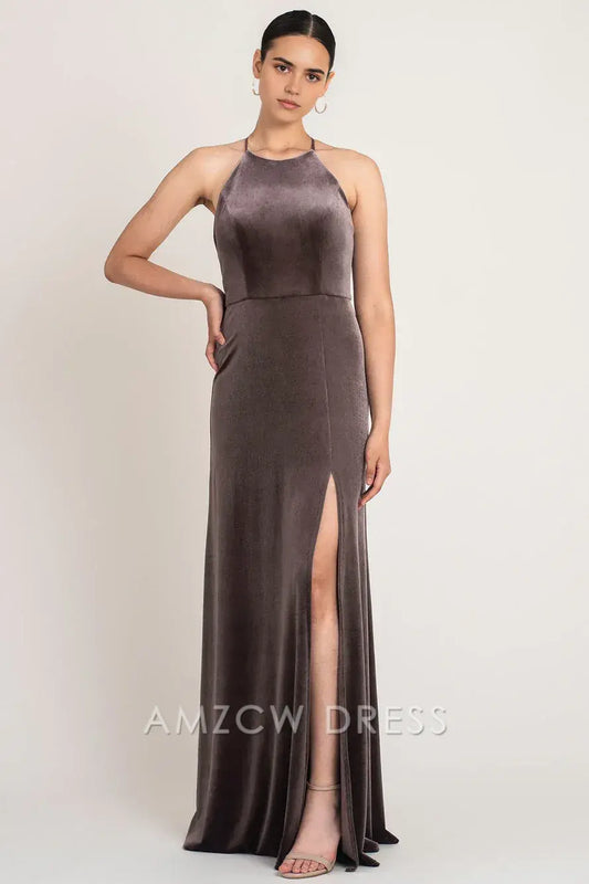 Amzcw Elegant Halter Neck Velvet Gown with Side Slit: Sophisticated Style for Formal Events