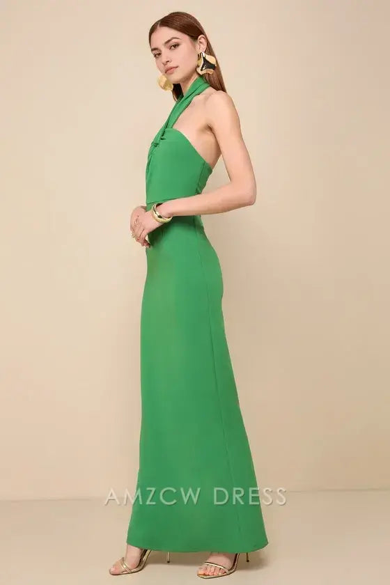 Vestido largo verde elegante y hipnótico con cuello halter y espalda descubierta de Amzcw. 