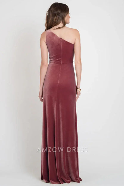 Vestido elegante de terciopelo color óxido Amzcw: un hombro, abertura alta, aspecto formal, vestidos formales 