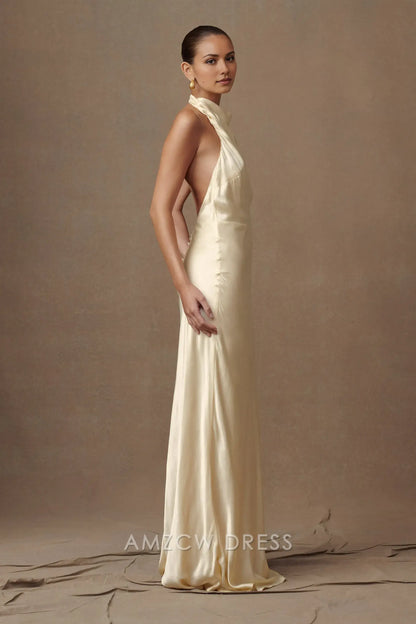 Elegante vestido largo Amzcw de satén con cuello halter, escote desbocado y espalda abierta: una opción elegante para eventos formales. 