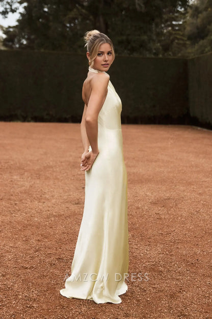 Elegante vestido largo Amzcw de satén con cuello halter, escote desbocado y espalda abierta: una opción elegante para eventos formales. 