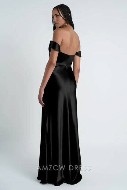 Elegante vestido negro atemporal de sirena con hombros descubiertos de Amzcw para eventos formales. 
