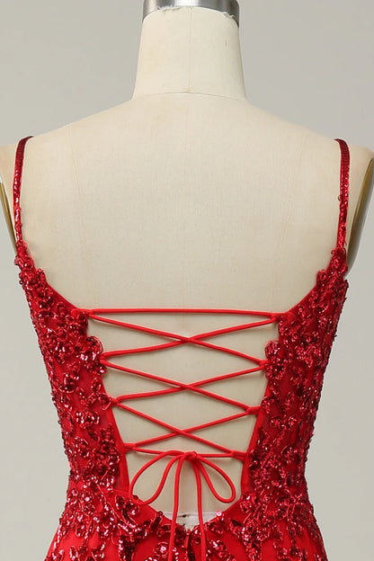 Vestido de fiesta largo de sirena con tirantes finos y lentejuelas negras y abertura frontal 