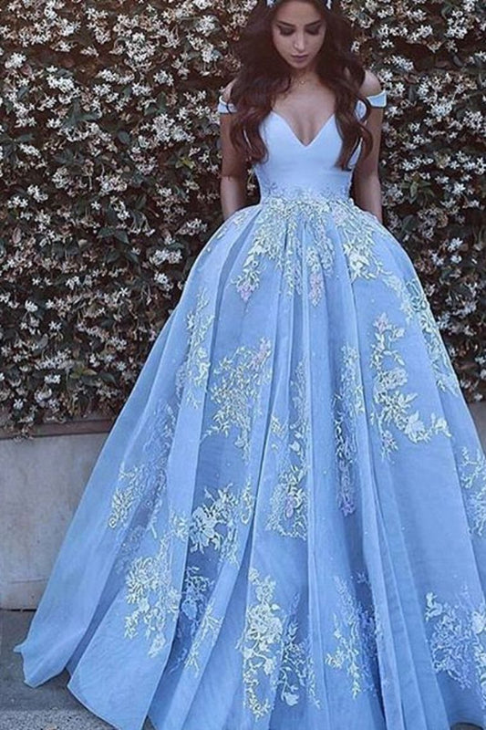 Vestido de fiesta con hombros descubiertos de tul y apliques 