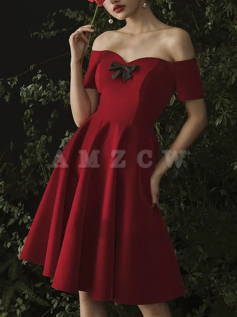 Vestido de fiesta corto con escote corazón color burdeos de Amzcw, vestido de fiesta color burdeos para regreso a casa, vestido de fiesta en tienda 