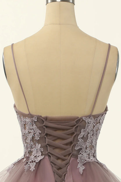 Vestido de fiesta con apliques de tul