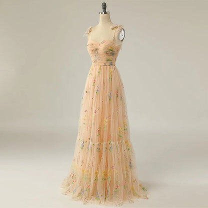 Vestido de fiesta con tirantes finos, corte A, largo, de noche, con apliques 