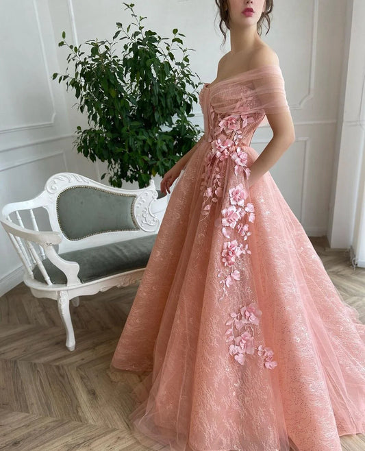 Vestido de noche de fiesta sin mangas con escote en forma de corazón, tul rosa y hombros descubiertos con flores 3D 