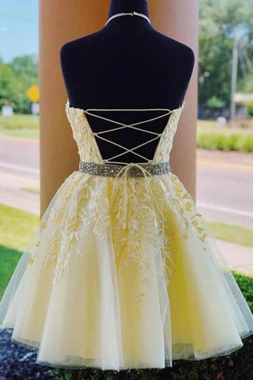 Vestidos de cóctel cortos con apliques y cuentas, vestidos sencillos para el regreso a casa