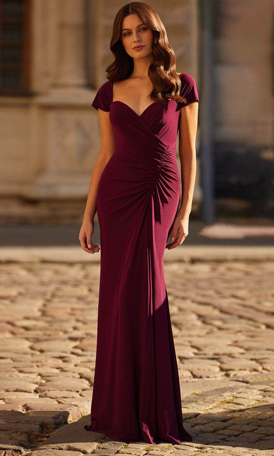 Elegant Burgundy Cap Sleeve Sweetheart Neck Ruched Waist Mermaid Maxi Dress Prom Dress