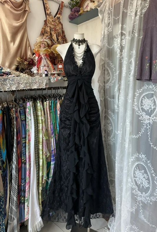 Elegant Lace Halter-neck Ruffled Bow-waist Floor-length Prom Dress