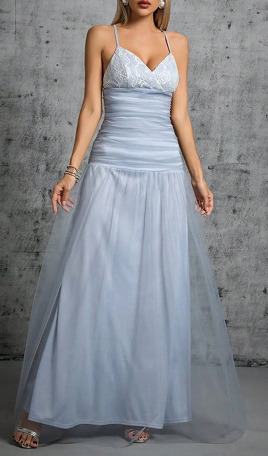 Elegant Matte Grey A-line V-neck Cross Strap Back-tie Gradient Tulle Mid-length Prom Evening Party Dress