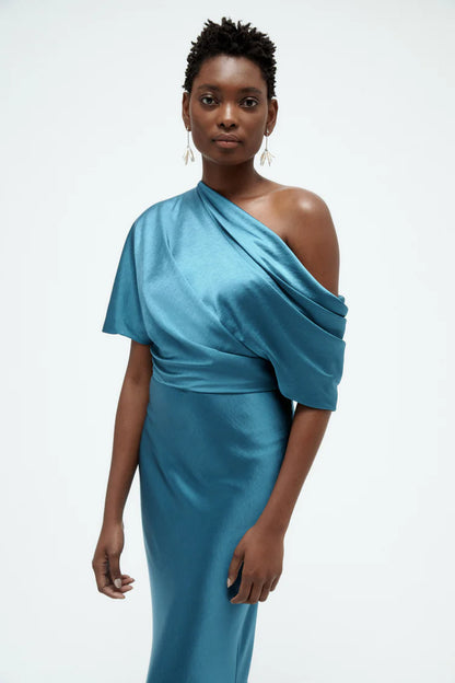 Elegant One Shoulder Draped Sleeve Fitted Satin Evening Dress